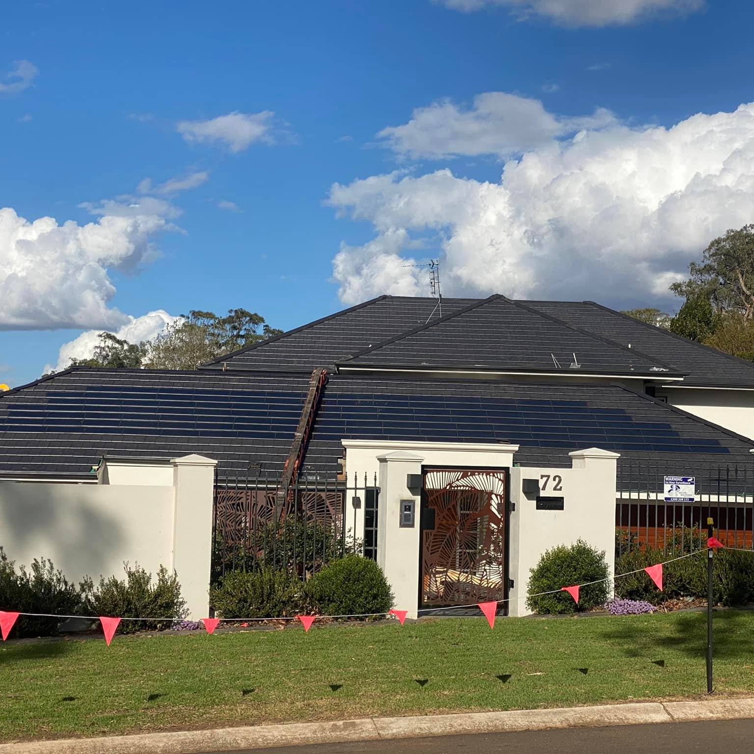 Re-Roofing /<br> Total Roof Replacement
